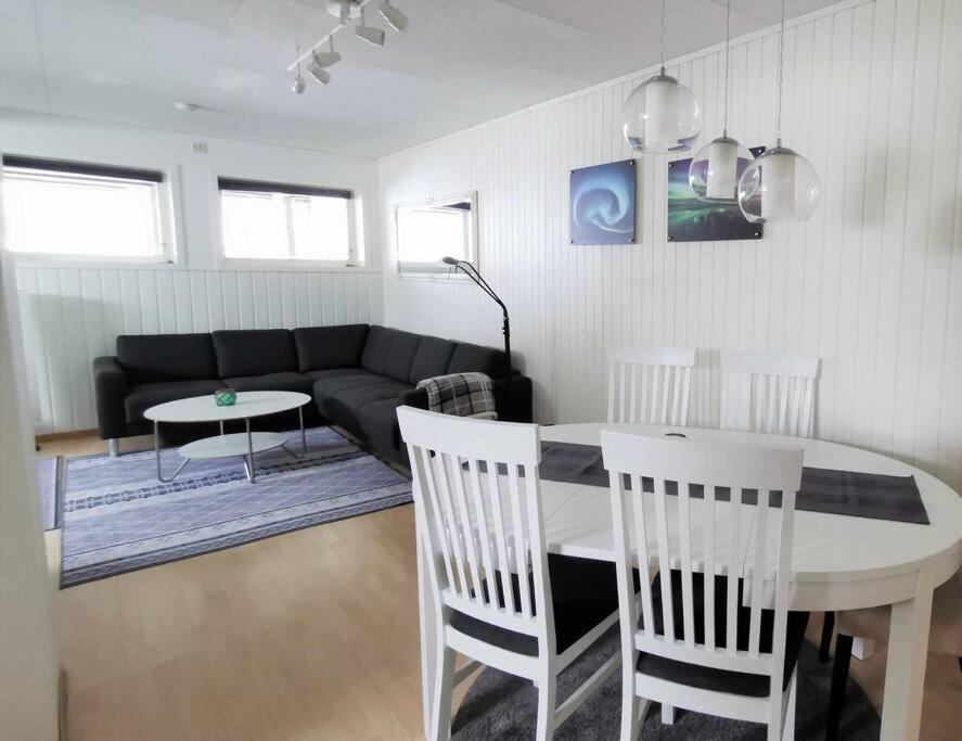 Spacious Apartment On Kvaloya Kvaloysletta Exterior photo